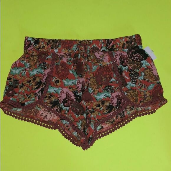 Ecote Shorts NWT‎ - Picture 6 of 8